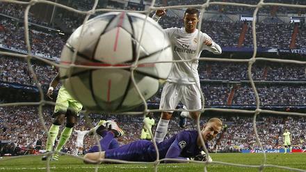 Ball im Tor von Joe Hart. Aber Ronaldo war es diesmal nicht.