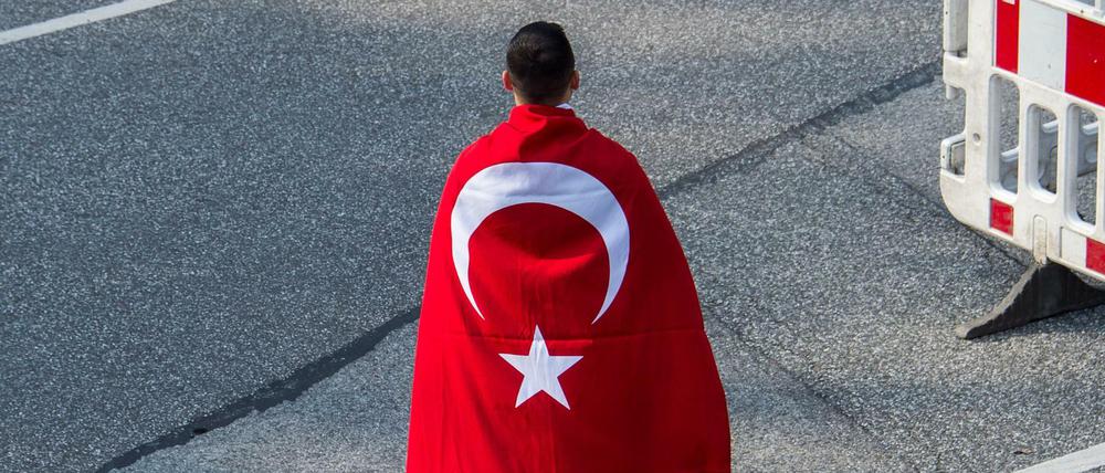 Die EU hat die Aufhebung der Visumpflicht für türkische Staatsbürger empfohlen.
