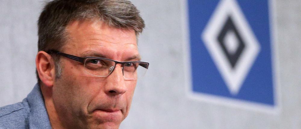 Peter Knäbel muss als Sportchef beim Hamburger SV gehen.