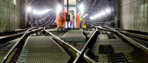 Wie sieht die Mobilität der Zukunft aus? Darüber denkt Konzernchef Rüdiger Grube verstärkt nach. Das Foto zeigt einen S-Bahntunnel in Frankfurt am Main.