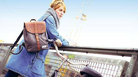 Ladies first. Der erste „Fitz &amp; Huxley“-Rucksack ist für Frauen.
