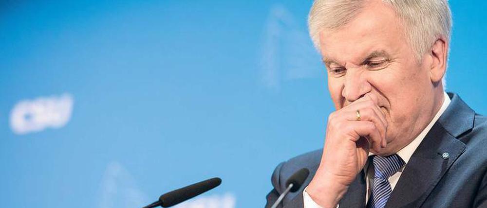 Runterkommen. Der CSU-Chef und bayerische Ministerpräsident Horst Seehofer will jetzt wieder etwas netter zu Angela Merkel sein.
