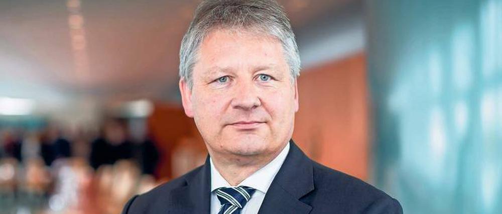 Möglichst geräuscharm führen soll der neue Chef den Bundesnachrichtendienst. Und bisher ist von Bruno Kahl selbst auch kaum etwas zu hören.