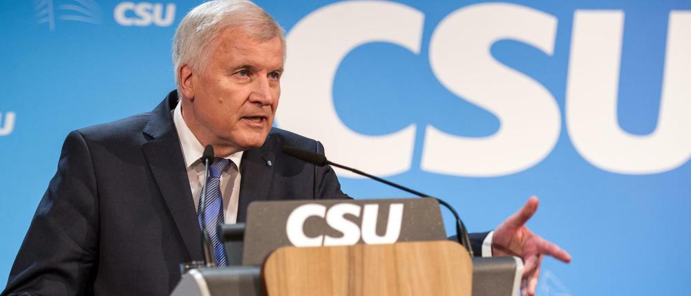 Immer neue Drohgebärden: Horst Seehofer.