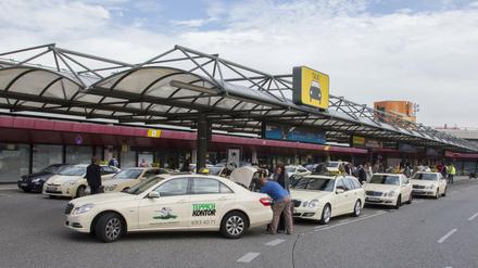 Der letzte Taxistreik 2012 auf dem Flughafen Tegel blieb ohne große Resonanz.