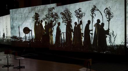 Die Video-Installation mit dem Titel "More Sweetly Play The Dance" in der Ausstellung "No it is!" im Martin-Gropius-Bau.
