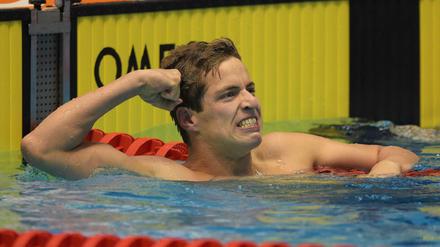 Damian Wierling freut sich nach seinem Endlauf auf der Distanz 100m Freistil Männer über den deutschen Meisterschaftstitel. 