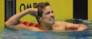 Damian Wierling freut sich nach seinem Endlauf auf der Distanz 100m Freistil Männer über den deutschen Meisterschaftstitel. 
