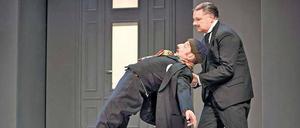 Hoppla. Boris Aljinovic (links) und Klaus Christian Schreiber in "Die Hose". 