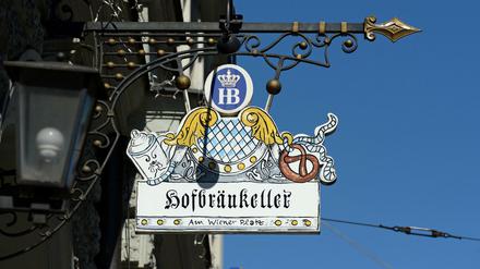 Die AfD darf doch rein in den bekannten Hofbräukeller in München.