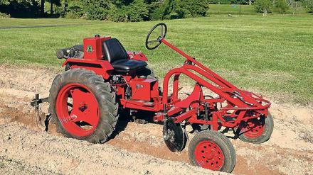 Oggún heißt der Traktor, den das US-Unternehmen Cleber auf Kuba produziert. Der Name steht in der afro-kubanischen Santería-Religion für den Gott für Metall und Kraft. 