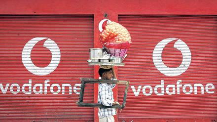 Weltkonzern Vodafone. Der weltweit zweitgrößte Mobilfunkanbieter nach China Mobile ist rund um den Globus im Geschäft, auch in Indien. Besonders gut lief es zuletzt in Südafrika, Ägypten und in der Türkei. 