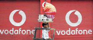 Weltkonzern Vodafone. Der weltweit zweitgrößte Mobilfunkanbieter nach China Mobile ist rund um den Globus im Geschäft, auch in Indien. Besonders gut lief es zuletzt in Südafrika, Ägypten und in der Türkei. 