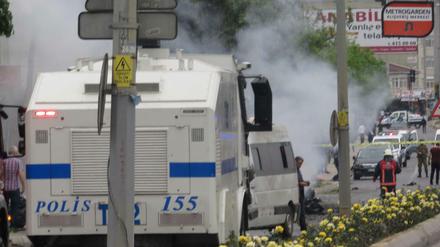 In Istanbul ging eine Autobombe in der Nähe einer Kaserne hoch.