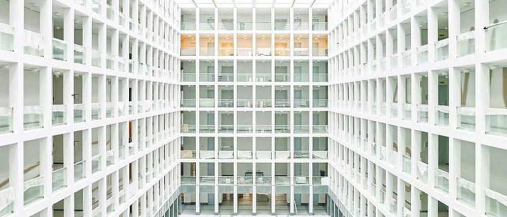 Das einzige Bild. Nur dieses eine Foto vom Inneren der BND-Zentrale wurde freigebeben: Blick in eins der Atrien. 