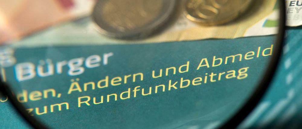 2013 eingeführt, seitdem umstritten: der Rundfunkbeitrag..