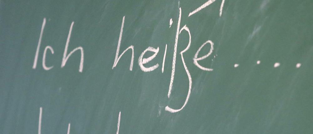 Der Anfang scheint noch einfach. Spätestens, wenns um Unternehmensimages geht, wirds mit der Sprache kompliziert.