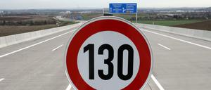 Bisher sind nur auf 1608 Kilometern der deutschen Autobahnen digitale Systeme installiert.