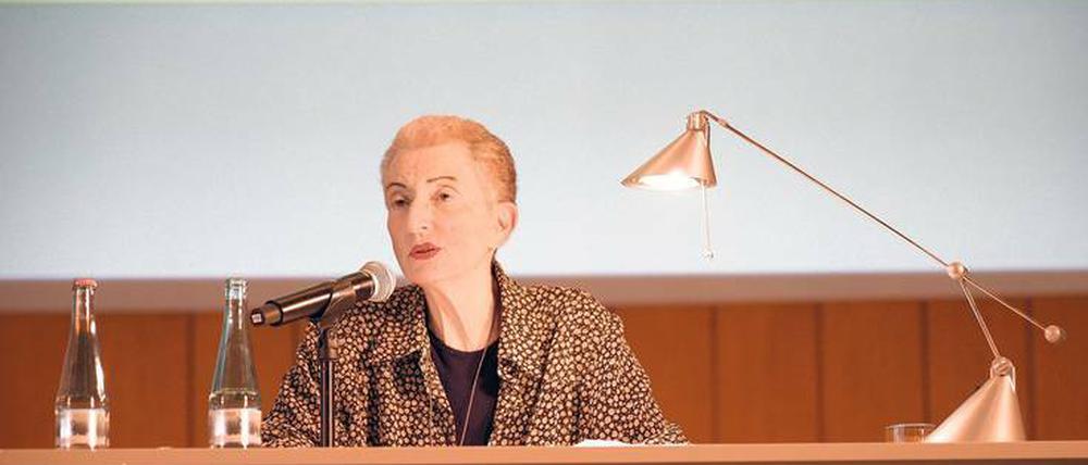 „Wenn diese Freiheit existiert“. Hélène Cixous bei der Hegel-Lecture im Henry-Ford-Bau der Freien Universität.