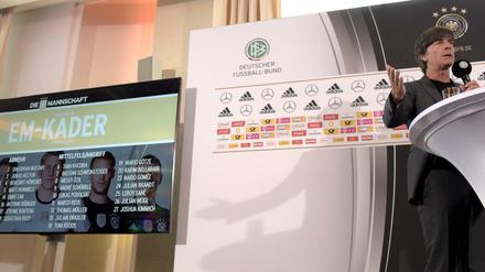 Joachim Löw stellt den vorläufigen Kader vor.