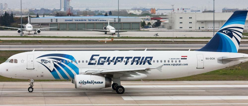 Ein Airbus A320 der Fluggesellschaft Egypt Air, wie er auch zwischen Paris und Kairo im Einsatz war.