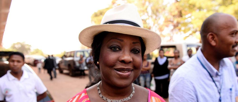 Fatma Samoura hat in afrikanischen Krisengebieten die Hilfe der Vereinten Nationen koordiniert. Künftig soll sie dem Weltfußball aufhelfen.