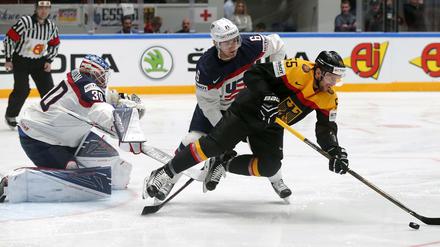 Deutschland besiegt die USA. Damit kann dem deutschen Team der Einzug ins Viertelfinale fast nicht mehr genommen werden. 