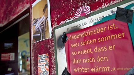 Eines der berühmtesten Zitate von Alfred Polgar. Es hängt an der Pinwand des Instituts für vergleichende Irrelevanz in Frankfurt am Main.