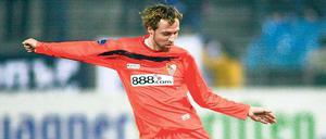 Andreas Hinkel, 34, wechselte 2006 vom VfB Stuttgart zum FC Sevilla, mit dem er gleich im ersten Jahr den Uefa-Cup gewann.