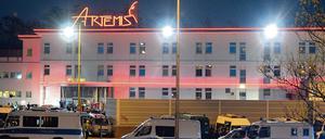 Polizei, Staatsanwaltschaft, Steuerfahndung und Zoll durchsuchten am 13. April das Berliner Groß-Bordell "Artemis".