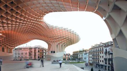 Metropol Parasol. Neugestaltung der Plaza de la Encarnación in Sevilla. 