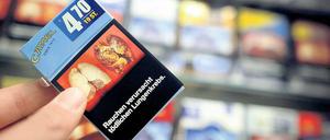 In anderen Ländern bereits üblich: Vor allem junge Menschen sollen durch drastische Bilder und Warnhinweise vom Rauchen abgehalten werden.