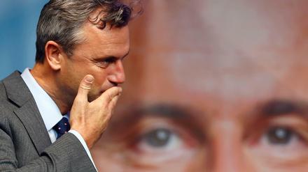 Der FPÖ-Präsidentschaftskandidat in Österreich, Norbert Hofer, könnte die Wahl am Sonntag gewinnen.