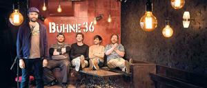 Kling und die anderen. Marc-Uwe Kling, Bassist „Boris the Beast“, Maik Martschinkowsky, Sebastian Lehmann und Julius Fischer (von links). 