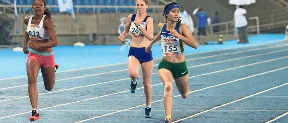 Goldhoffnung. Sprinterin Veronica Hipolito (rechts).
