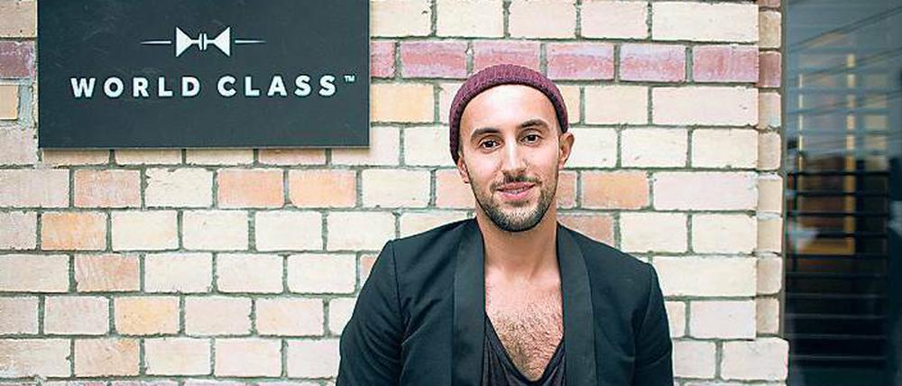 Shaker-Qualitäten. Gewonnen hat Noureddine Elmoussaoui aus Frankfurt am Main. Er darf zum Weltfinale im September nach Miami fliegen.