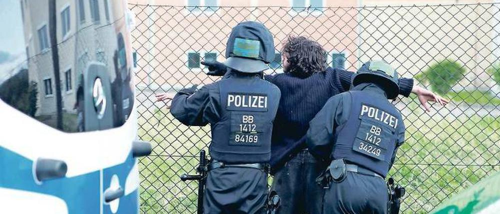 Auf neue Strukturen der Kriminalität ist die Polizei meist nur unzureichend vorbereitet.