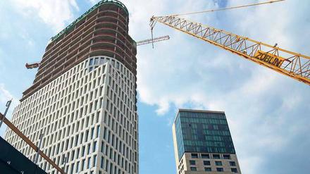 Wer hat noch nicht? Bisher heißen diese beiden Hochhäuser nur "Upper West" und "Zoofenster". Noch haben sie keine Spitznamen.