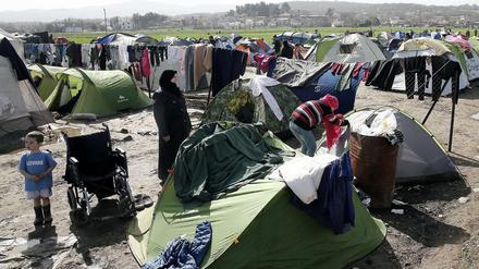 Das provisorische Flüchtlingslager im nordgriechischen Grenzort Idomeni soll geräumt werden.