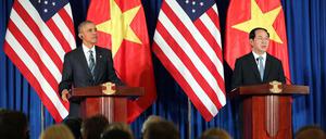 US-Präsident Barack Obama hat bei seinem ersten Besuch in Vietnam ein seit 50 Jahren bestehendes Waffenembargo aufgehoben.