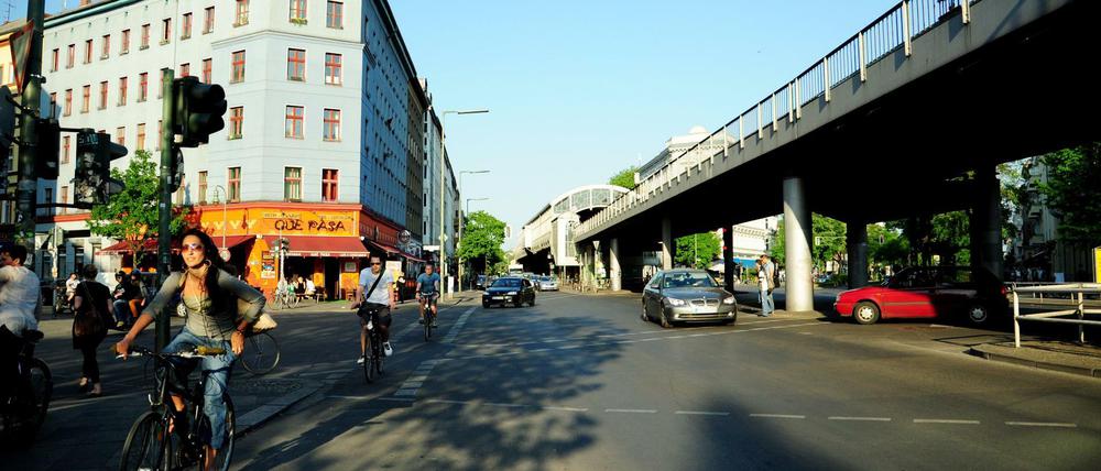 Überfall in Kreuzberg. Die Tat geschah am U-Bahnhof Görlitzer Bahnhof.