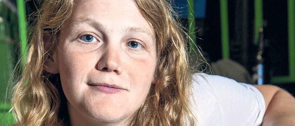 Die britische Rapperin und Dichterin Kate Tempest, 30.