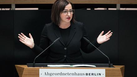 Arbeitssenatorin Dilek Kolat (SPD) im Abgeordnetenhaus.