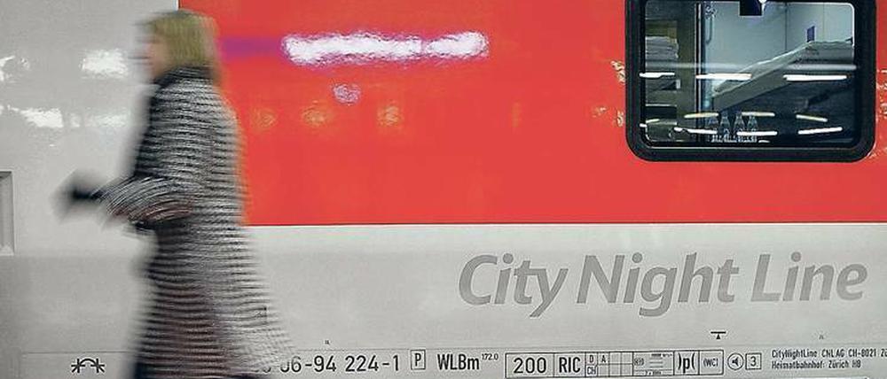 Mehr als ein Transport von A nach B. Nachtzugfahrten haben Literaten und Regisseure inspiriert, aber die Deutsche Bahn muss rechnen. 2015 fuhr das City-Night-Line-Geschäft ein Minus von 31 Millionen Euro ein.