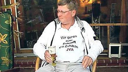 Prost. Richter Strauß in Pose. Mittlerweile ist das Bild gelöscht. 