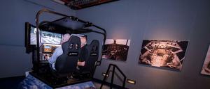 Die Firma Boeing stellt dem Deutschen Technikmuseum anlässlich des 100-jährigen Firmenjubiläums einen Flugsimulator zur Verfügung.