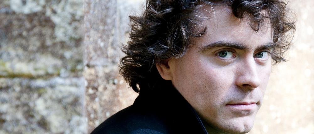 Paul Lewis