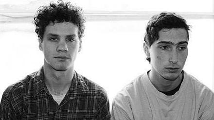 Max Kakacek und Julian Ehrlich sind Whitney. 