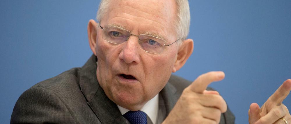 Bundesfinanzminister Wolfgang Schäuble (CDU) ist sauer auf die Schwesterpartei CSU.