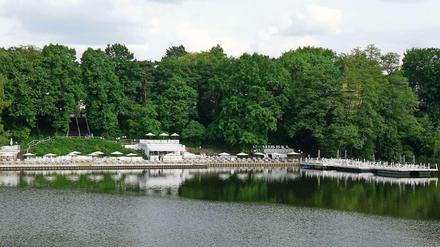Strandbad Halensee im Berliner Bezirk Charlottenburg-Wilmersdorf.